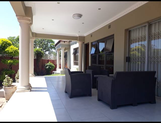 3 BEDROOM HOUSE FOR SALE IN RUSTENBURG NORTH